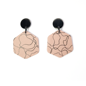 Blush and black patterned hexagonal shaped earring with black stud